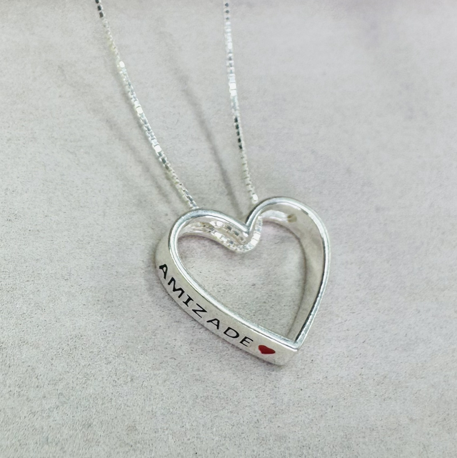 Colar coração vazado amizade 