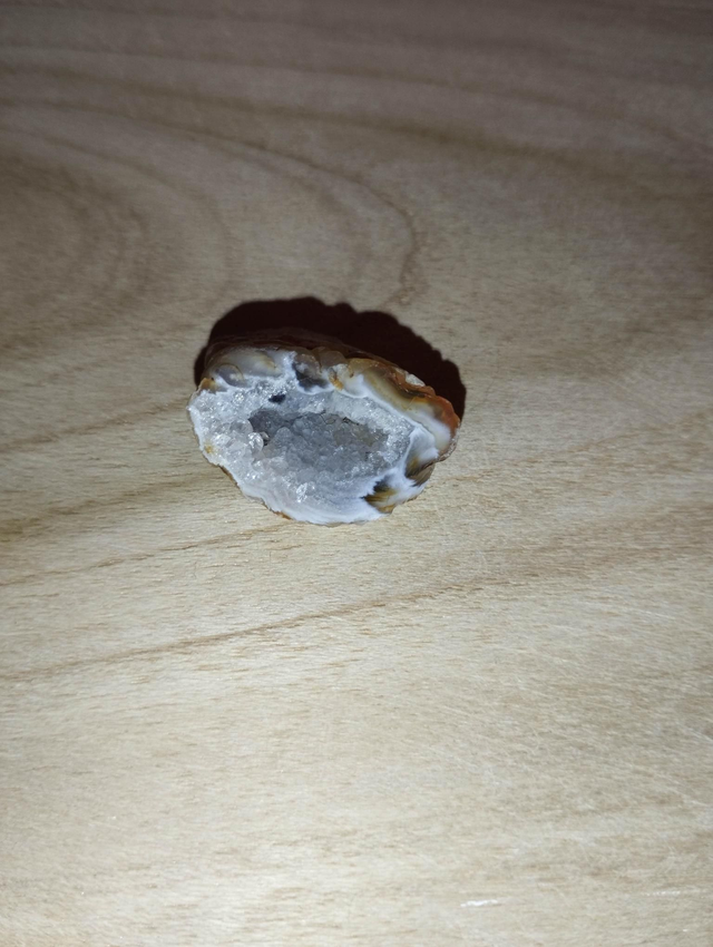 Agate en petite géode 