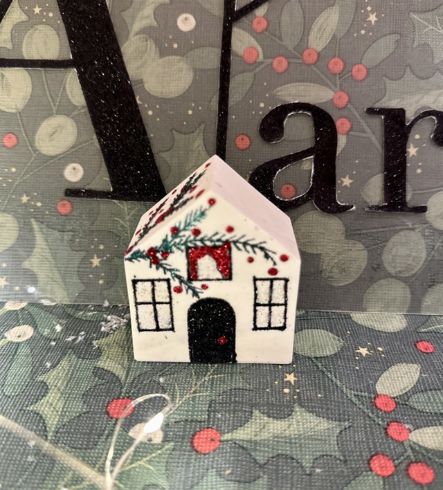 HOUSE DECORATION SIZE SMALL