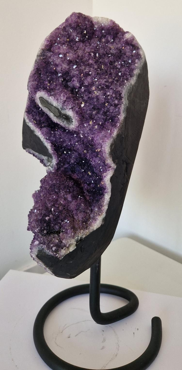 Améthyste Géode sur pied métal
