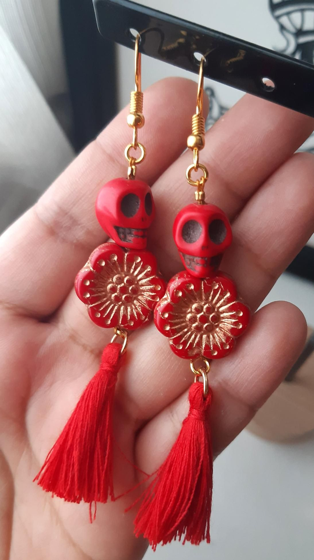 Boucles d&#039;oreilles rouge