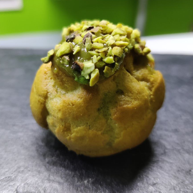 Bignè Crema Pistacchio