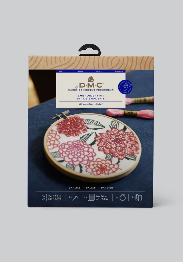 Red flower craft kit (DMC Group)
