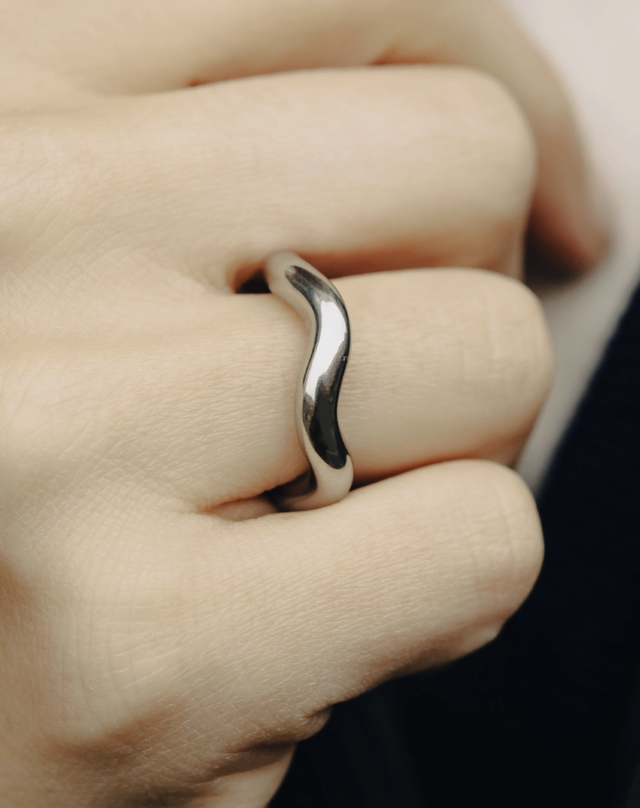 NM silver irregular band ring