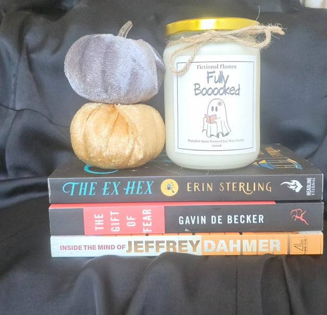 Fully Booked ghost candle 