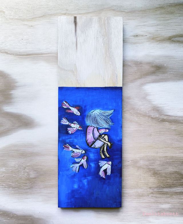 Mar azul profundo, peces Koi