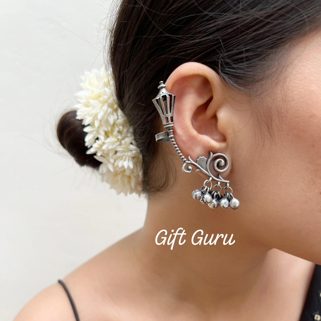 Oxidised lamp ear rings trendy