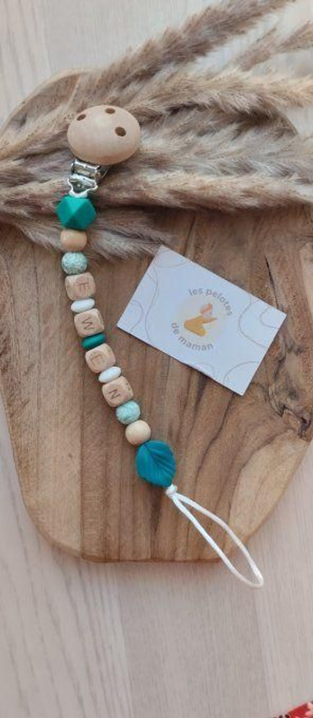 Attache tétine personnalisée 