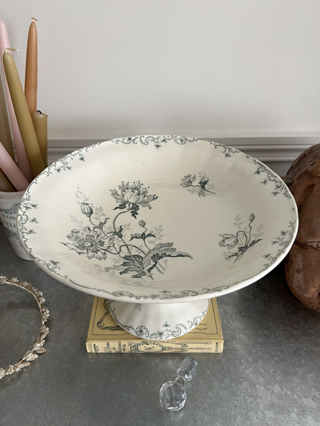 PAVOTS GRIS-VERT GM - Superbe très grand compotier modèle Pavots par la manufacture française de Choisy le Roi - Terre de Fer