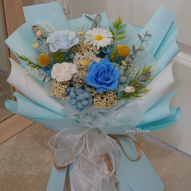 Standard Preserved Flowers Bouquet (Blue)