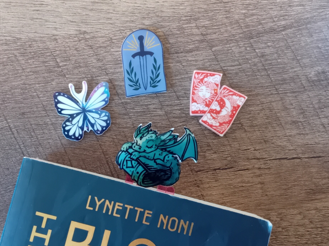 Marque-page trombone aimanté – Pack Fantasy & Lecture (4 magnets interchangeables)