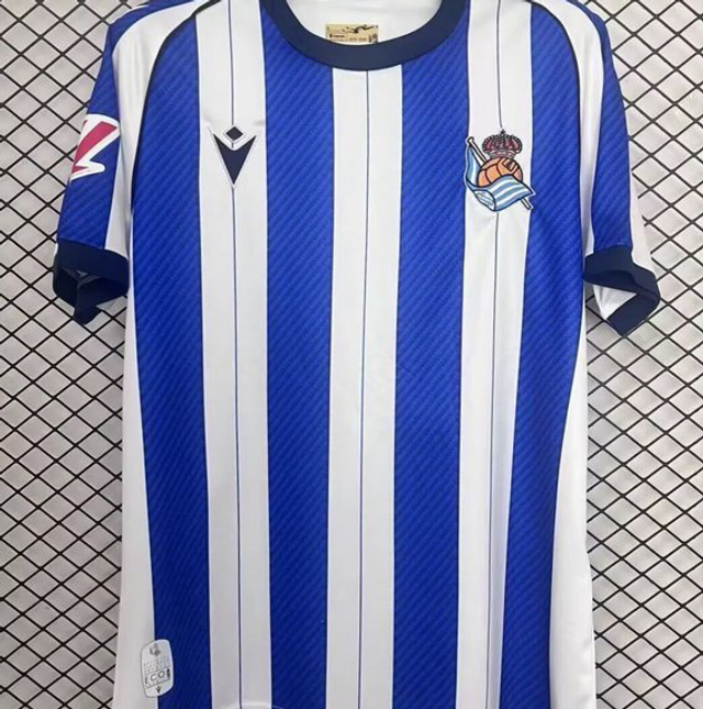 Primera equipación Real Sociedad, 25 26