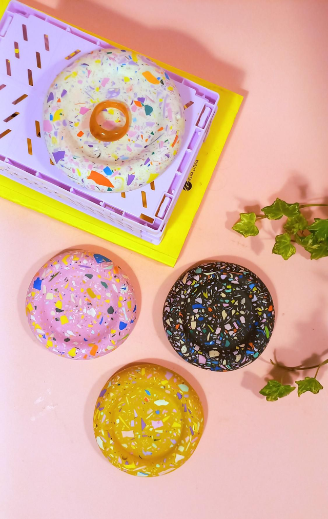 Talerz na biżuterię, pączek, różowy, kolorowe lastryko