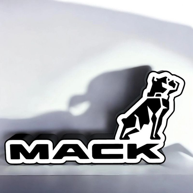 Lampe 3D Mack LED - L’emblème du transport en lumière ! 