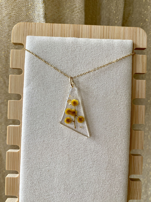 Collier gold filled triangle - mimosa