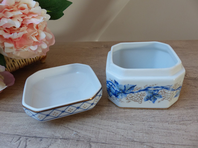 Boîte à Bijoux Vintage Vidal Arte - Porcelaine Peinte Main Portugal - Charme d’Antan Boîte Décor Vigne et Raisin Doré - Chambre Romantique