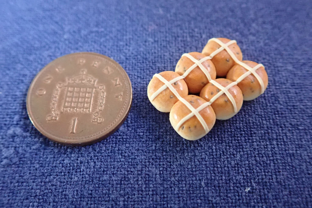 Hot Cross Buns Batch