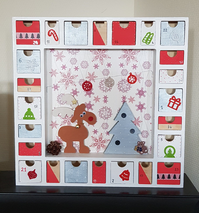 Calendrier de l&#039;avent rouge