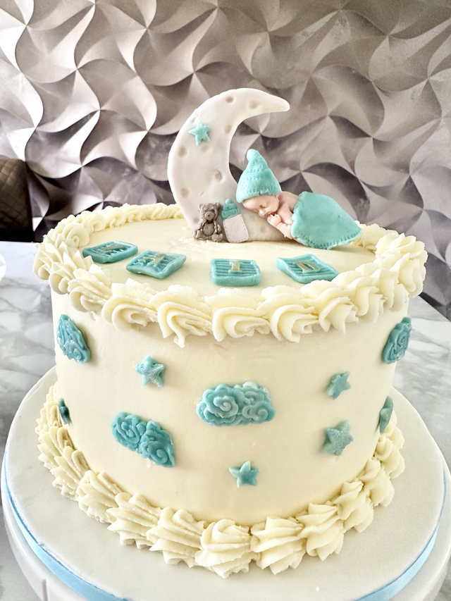 Teddy Bear &amp; Baby Birthday cake