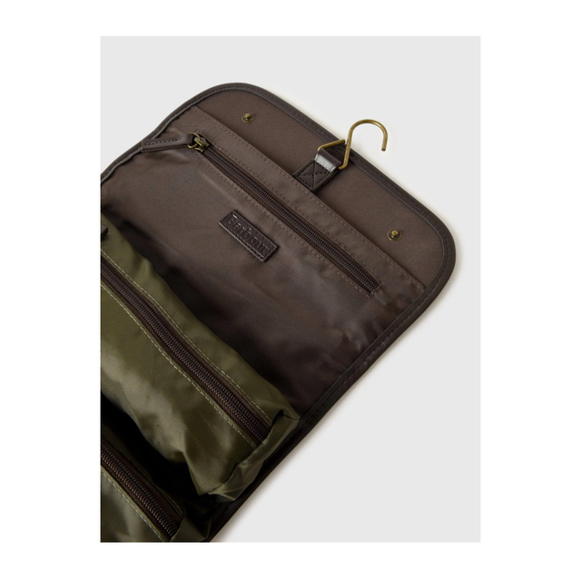 Barbour Wax Hanging Washbag 