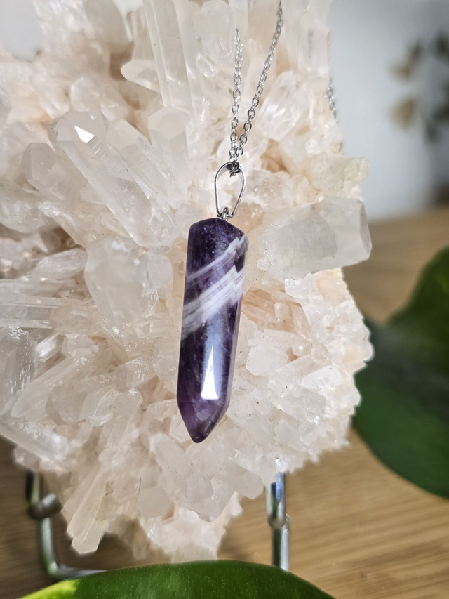Pendentif pointe en Améthyste chevron