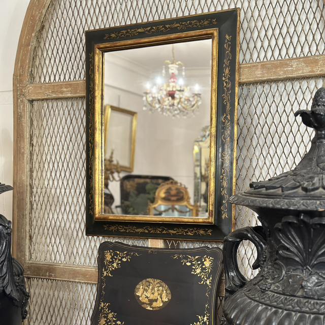 Espelho  madeira ebanizada com decoração "Chinoiseries"