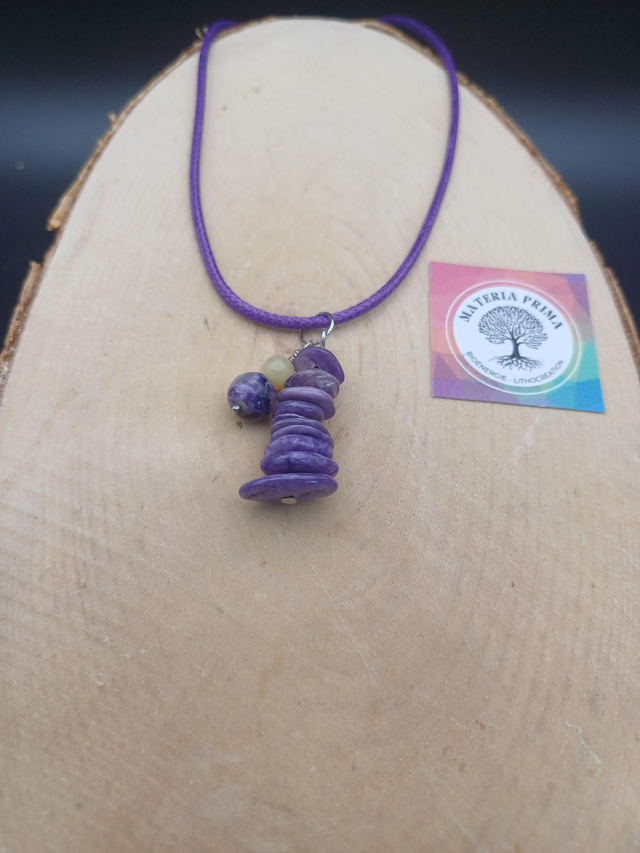 Collier charoïte