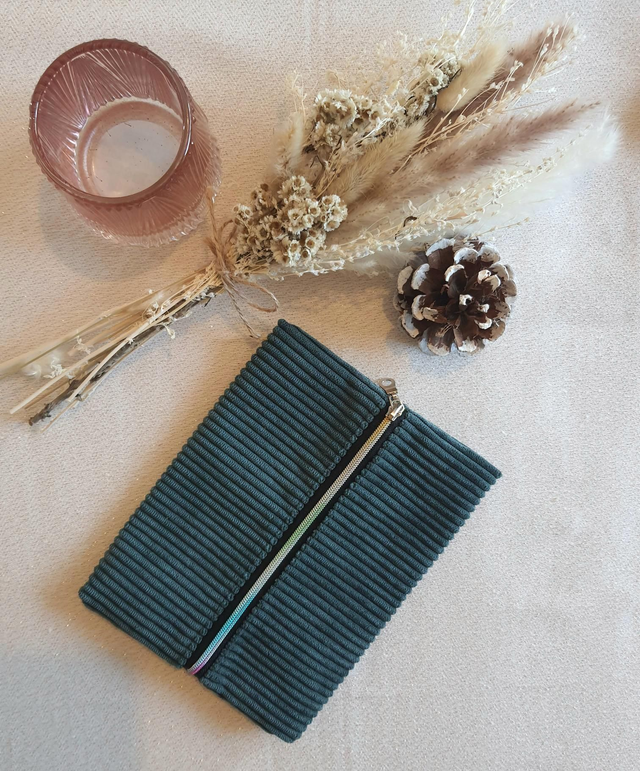 Trousse velours verte