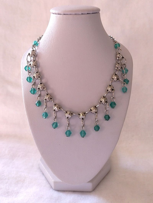 Collier fantaisie argenté et turquoise