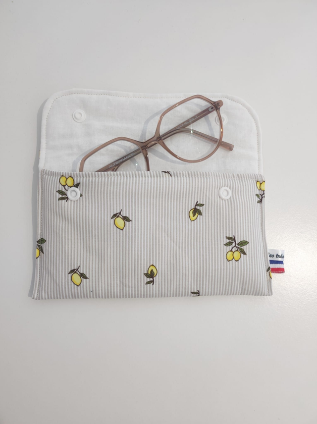 Etui à lunettes