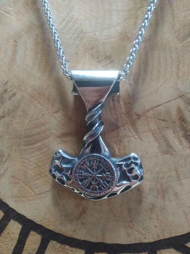 Collier marteau Vegvisir acier inoxydable 