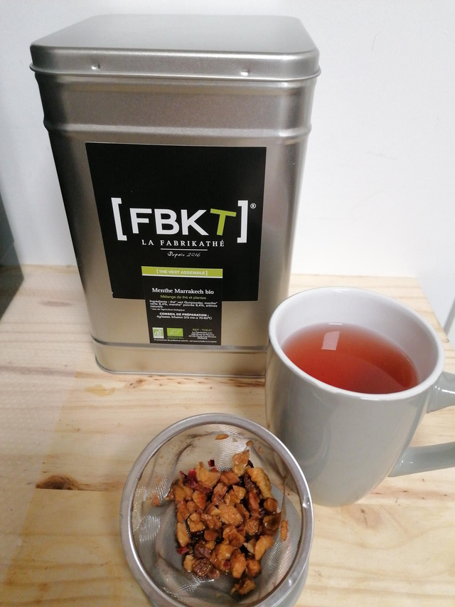 Thé Vert À La Menthe. Prix Pour 100g