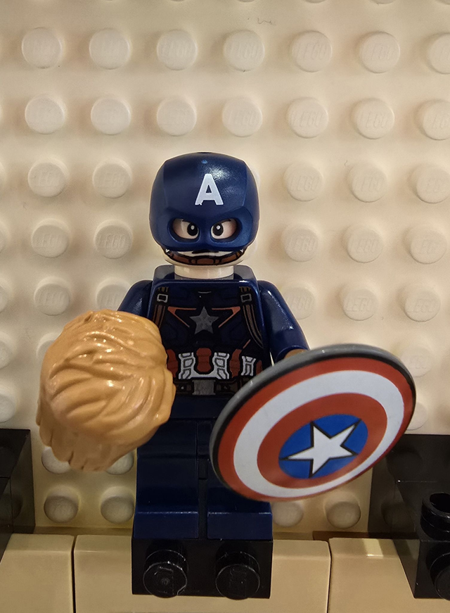 LEGO sh0736 Captain America mit Schild und Haarteil Minifigur
