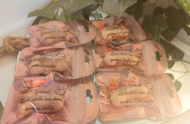 Fondant bistouflette  parfumée Black Opium homme