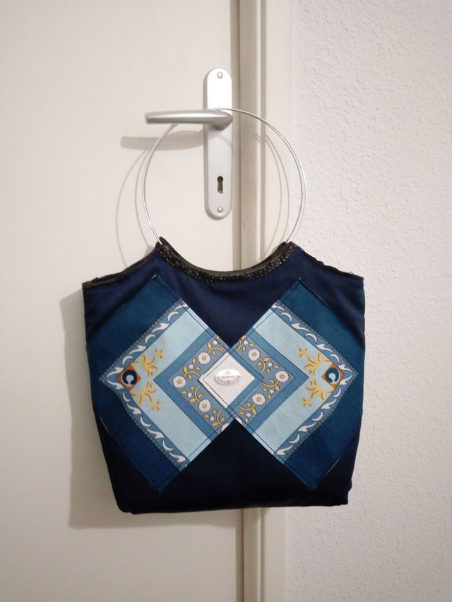  sac fourre tout  en tissu et simili cuir  bleu grande capacité  avec poche arrière zipée		 		