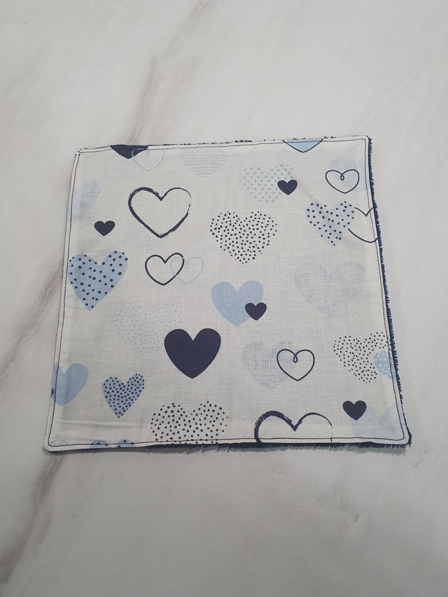 Mini-serviette - cœurs bleus