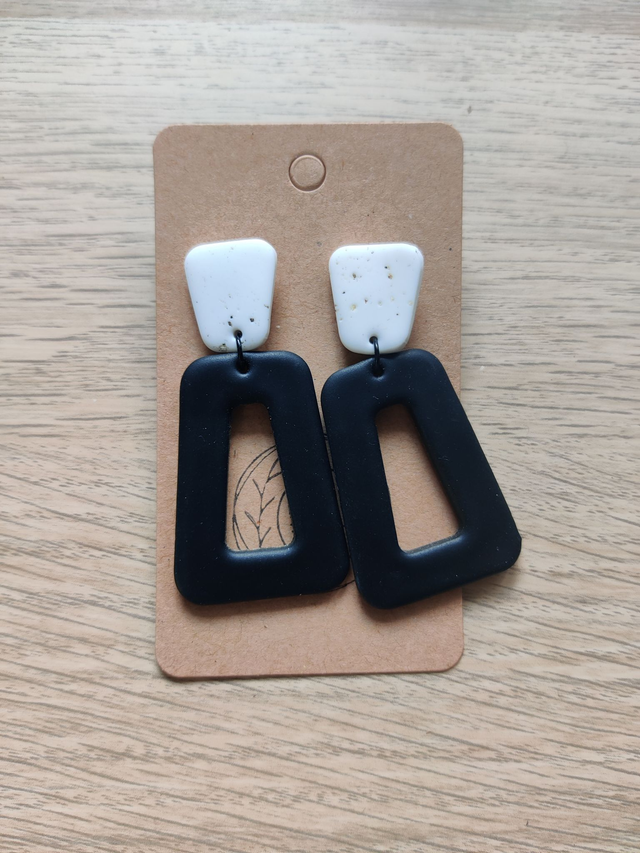 N°49 - Les audacieuses - Acier chirurgical