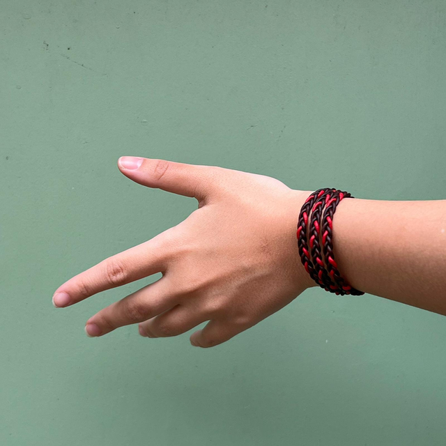 Bracelet tressé trois tours