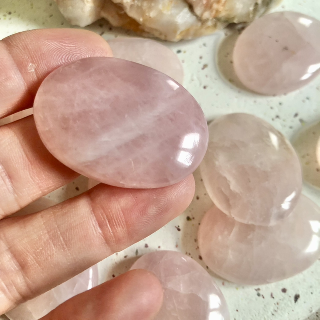 Pierre de souci / d’apaisement Quartz rose