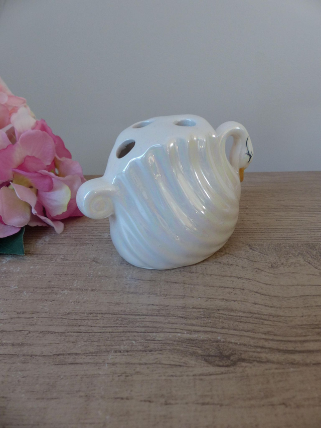 Porte-brosse à dents vintage en céramique blanche irisée en forme de cygne – décoration salle de bain, pot à crayons ou pinceaux élégant