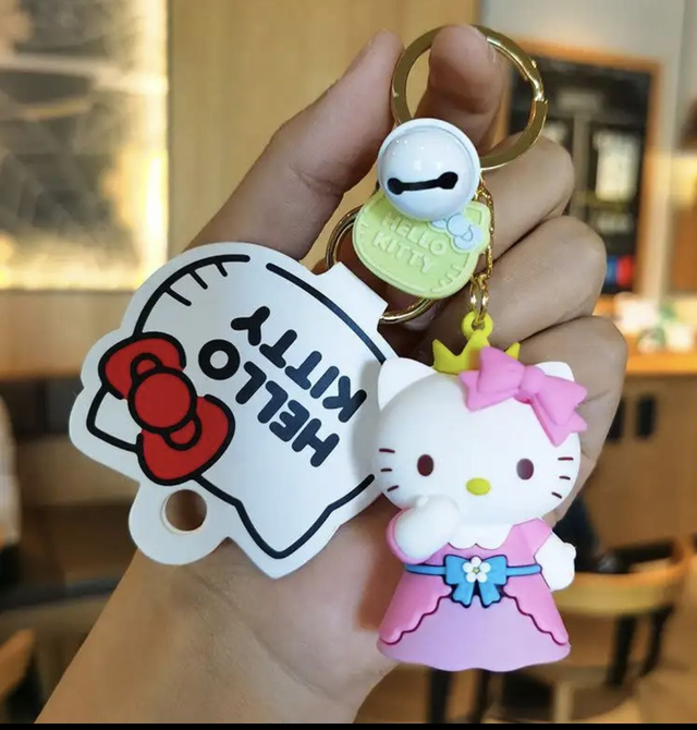 0145 - Hello Kitty - Hello Kitty met jurk