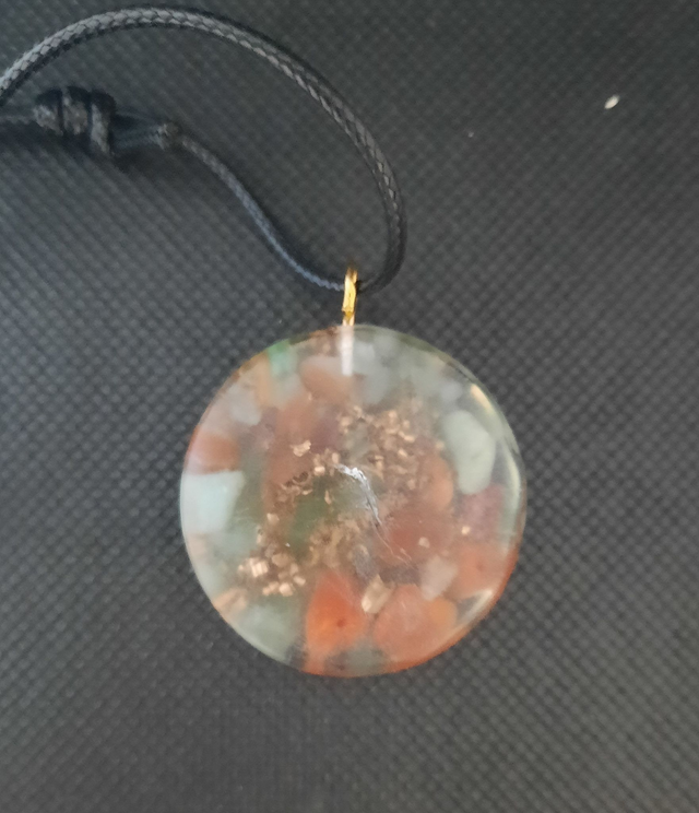 Pendentif Médaillon Aventurine verte / Cornaline orange