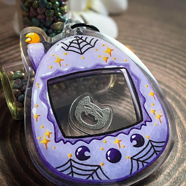 Tama Goth Acrylic Shaker Keychain