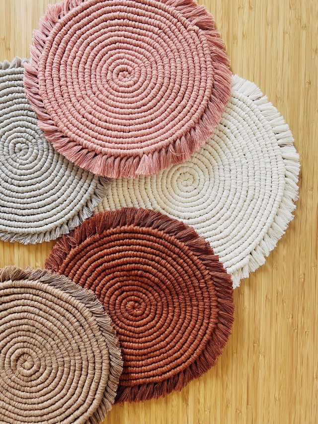 Set de table rond - tissé à la main (PRECOMMANDE)