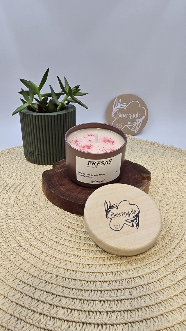 Vela en lata - Fresas