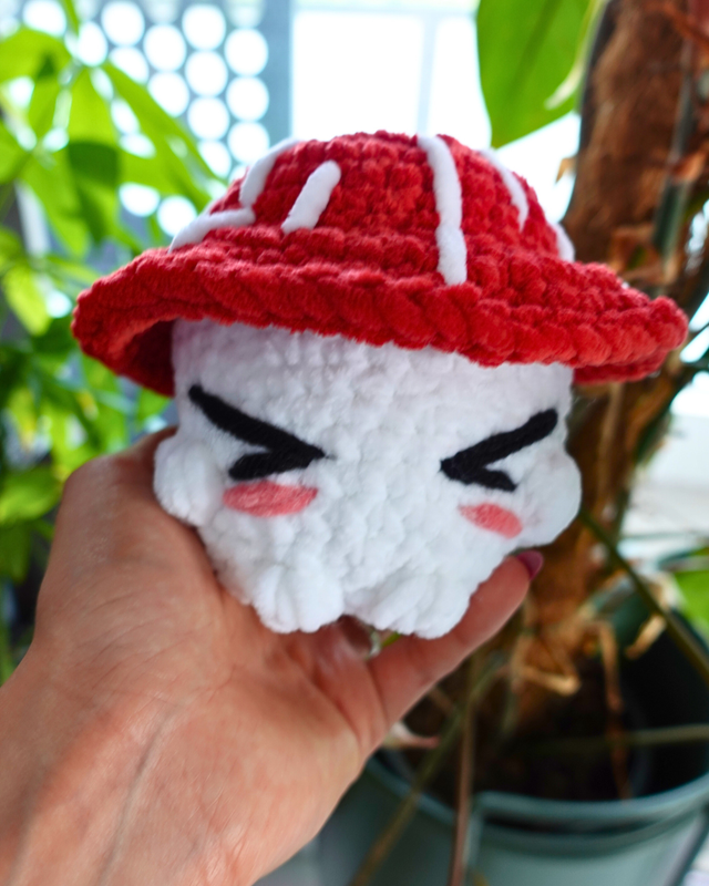 Lysandra, la rêveuse | Créature d'atelier champignon en crochet pour t'émerveiller