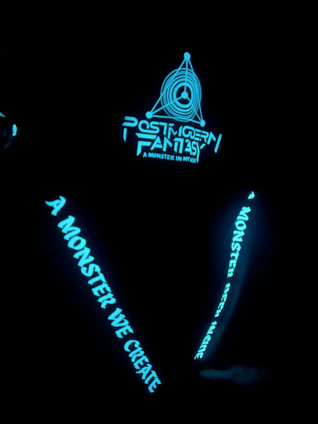 Longsleeve - „Insomnia“ Black White (glow in the dark)