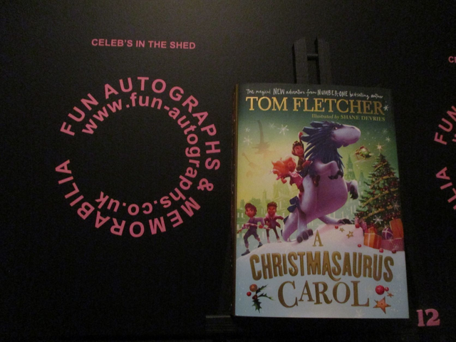 Tom Fletcher 'A Christmasaurus Carol' Authentic Autographed Hardback Book (12)