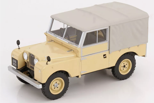 Land Rover Serie 1 mit Verdeck beige MCG 1:18 
