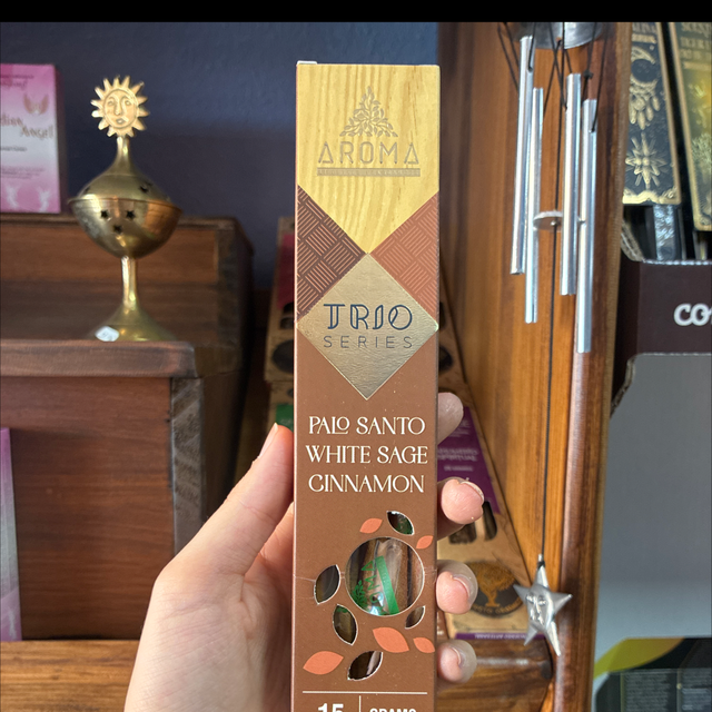 Incienso Aroma Trío: Palo Santo, Salvia Blanca, Canela